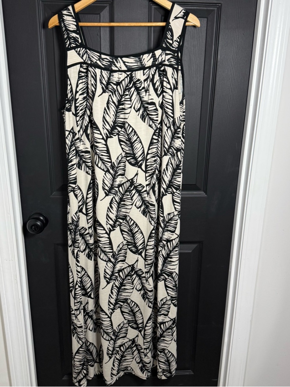 J. Jill Cream Maxi Dress with Black Leaf Print - Picture 7 of 10